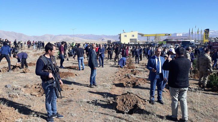 Çaldıran’da 4 bin 500 fidan dikildi G5