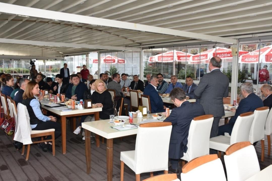 Başkan Kılı&ccedil; ruhsat m&uuml;d&uuml;rleri ile bir araya geldi