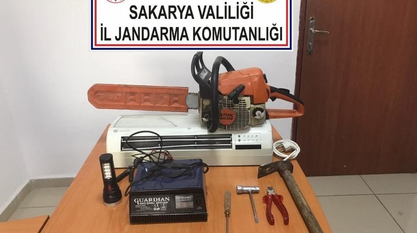 Sakarya&rsquo;da hırsızlık &ccedil;etesi &ccedil;&ouml;kertildi: 5 tutuklama