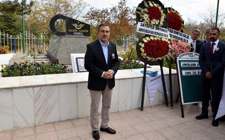 Demiryollarının babası Behiç Erkin törenle anıldı G2