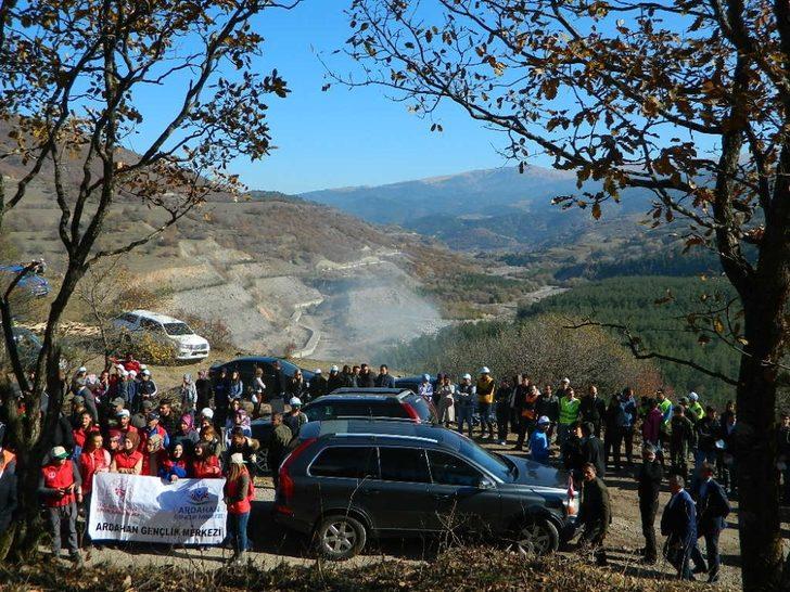 Ardahan’da ağaçlar Posof’a dikildi G4