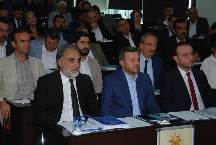 Büyükşehir Meclisinde işçi çıkarmalar gündemde G4