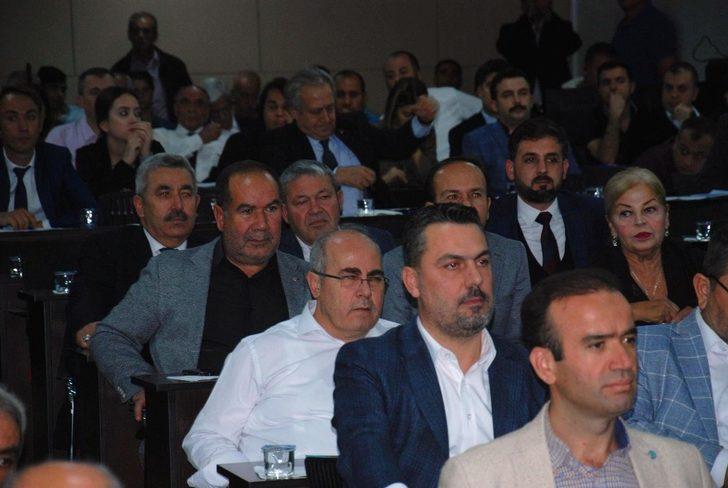 Büyükşehir Meclisinde işçi çıkarmalar gündemde G5