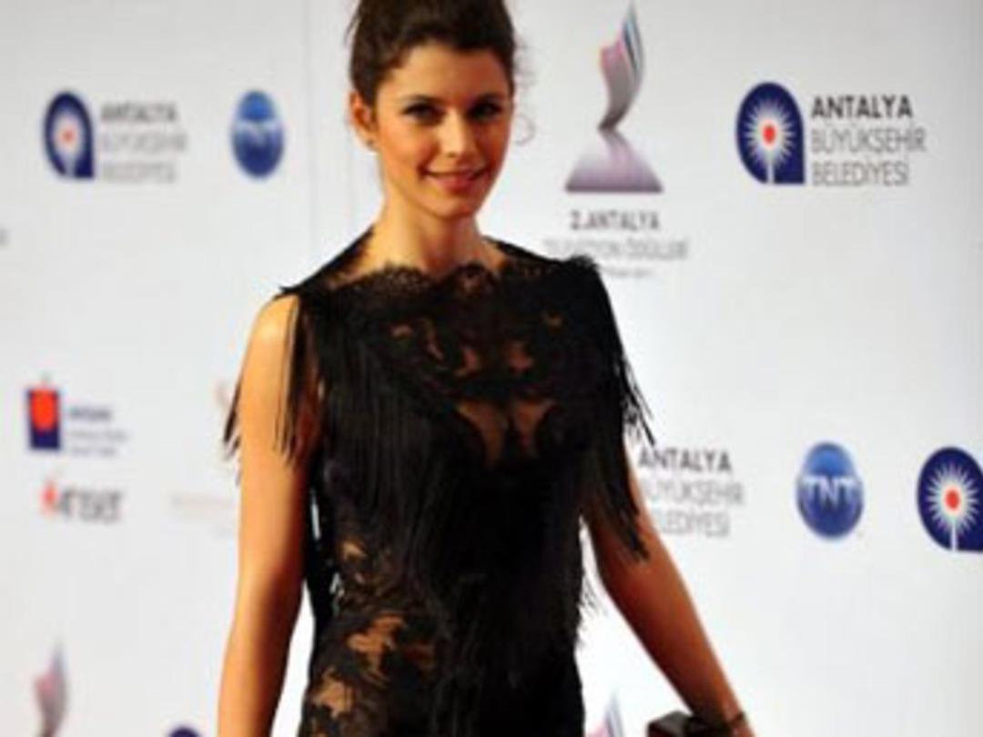 G&uuml;n&uuml;n magazin turu