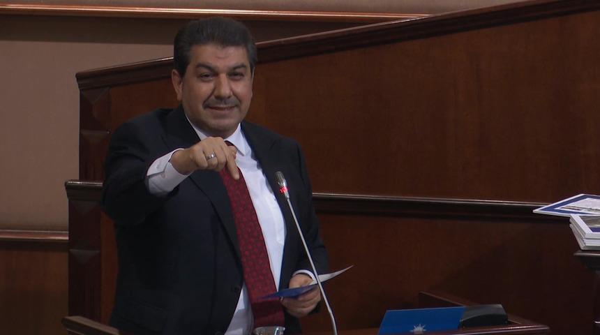 İBB Meclisi'nde 'temel atmama töreni' tartışması! 