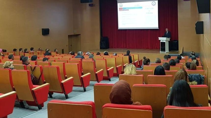 &Uuml;niversitede g&ouml;rev yapan 196 &ouml;zel g&uuml;venlik g&ouml;revlisi eğitime tabi tutuldu