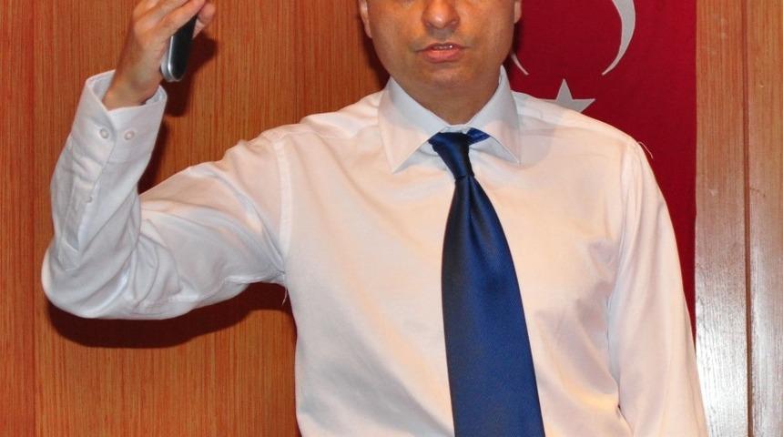 Prof. Dr. Din&ccedil;er Yıldızdaş&rsquo;a b&uuml;y&uuml;k onur