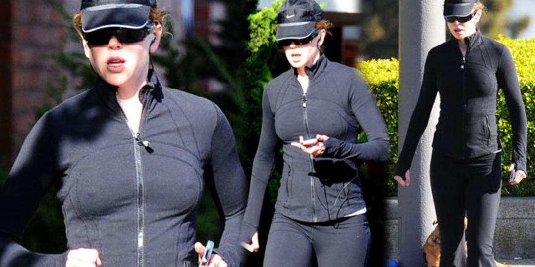 Sutyensiz koşuya &ccedil;ıktı