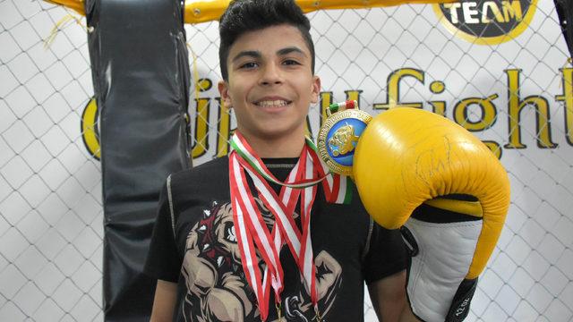 Alperen, merakla başladığı sporda dünya şampiyonu oldu