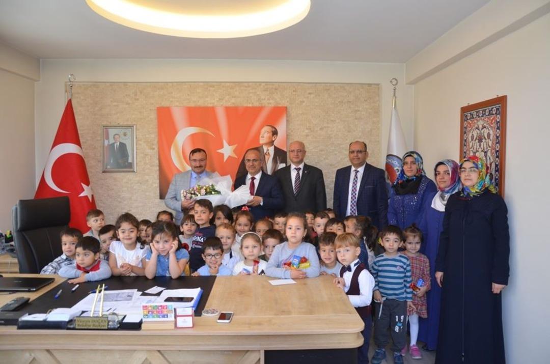 Başkan Doğan minik hafızlar ile bir araya geldi