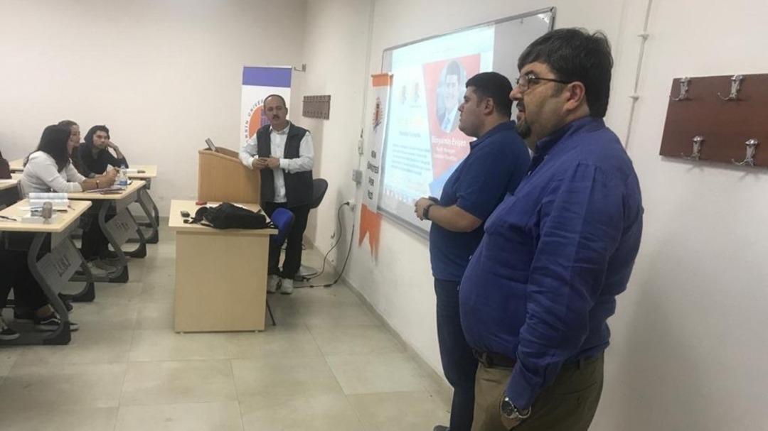 ME&Uuml; &ouml;ğrencilerine Avrupa&rsquo;daki iş yaşamı anlatıldı