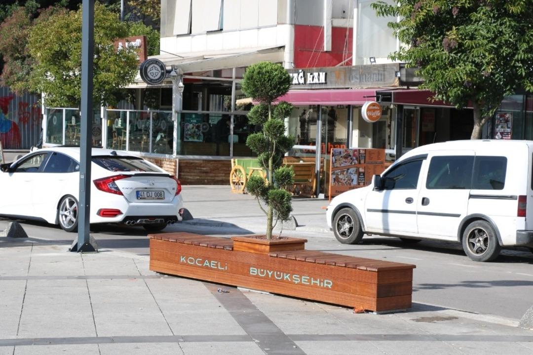 B&uuml;y&uuml;kşehir kent merkezindeki mobilya sayısını arttırıyor