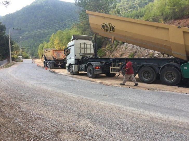 Alanya’da bozulan yollar asfaltlandı G1
