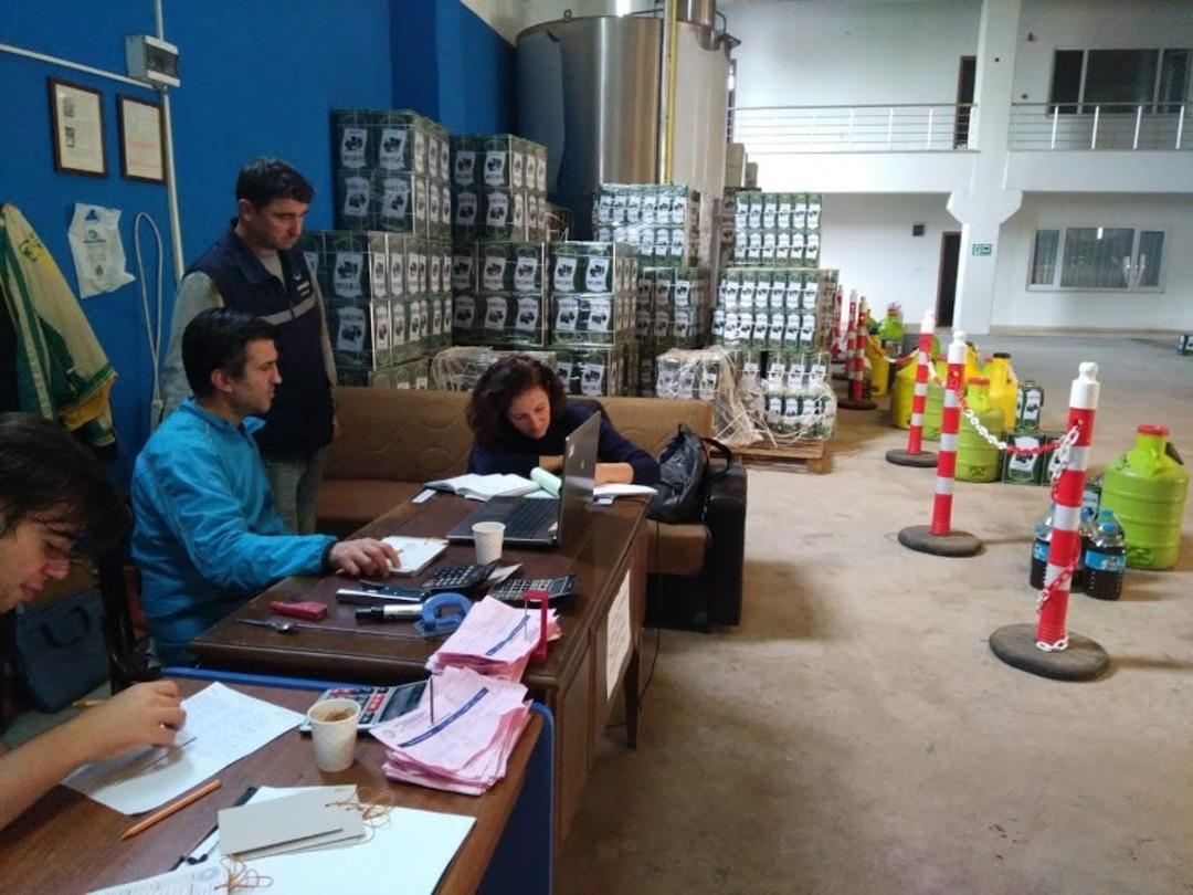 Zeytin ve zeytinyağı &uuml;retim tesisleri denetlendi