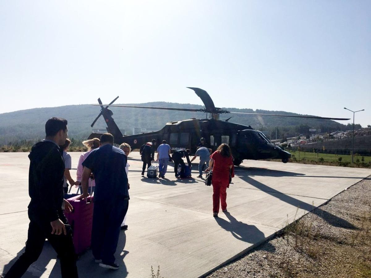 Jandarma helikopteri &lsquo;hayat kurtarmak&rsquo; i&ccedil;in havalandı