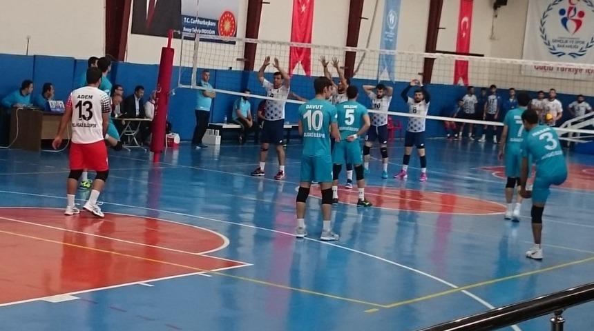 Develi Belediyespor Seyircisinden Melikgazi Belediyespor&rsquo;a Alkış