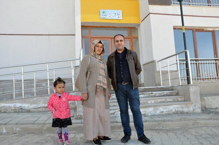 Terör mağduru aileler evlerine kavuştu G1