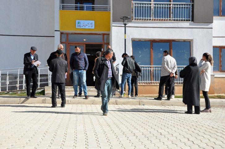 Terör mağduru aileler evlerine kavuştu G3