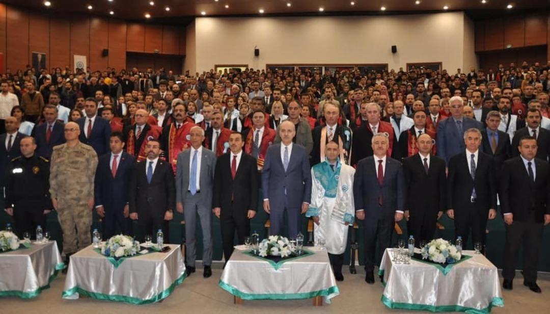 Rekt&ouml;r Aldemir Kars Kafkas &Uuml;niversitesi akademik a&ccedil;ılış t&ouml;renine katıldı
