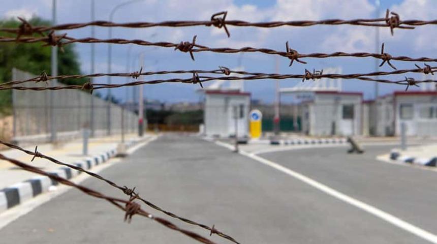 Anket: Rumlar, federal çözüm değil, üniter devlet istiyor