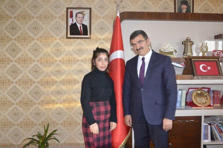 Engelleri sanatla aşıyor G2