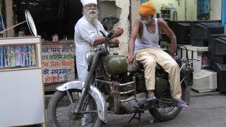 Yeni Delhi'de hava kirliliği tehlikeli seviyede