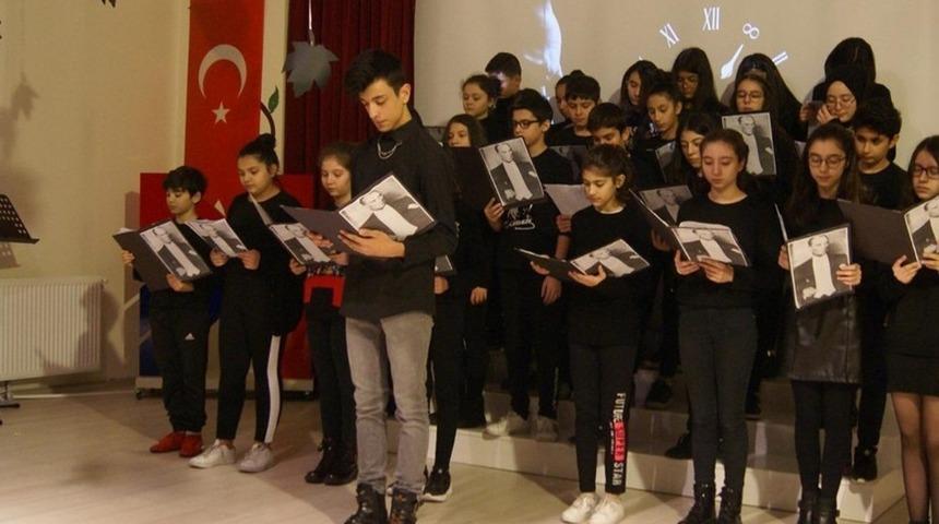 &Ouml;ğrencilerin anma programı ilgi g&ouml;rd&uuml;