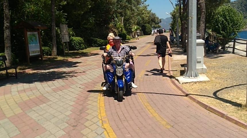 Başkan Oktay; “Ceza yazmaktan memnun değiliz”