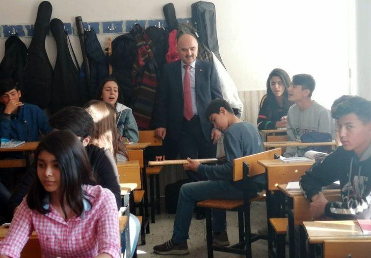 Vali Günaydın Feyziye - Memduh Güpgüpoğlu Güzel Sanatlar Lisesi’ni Ziyaret Etti G3