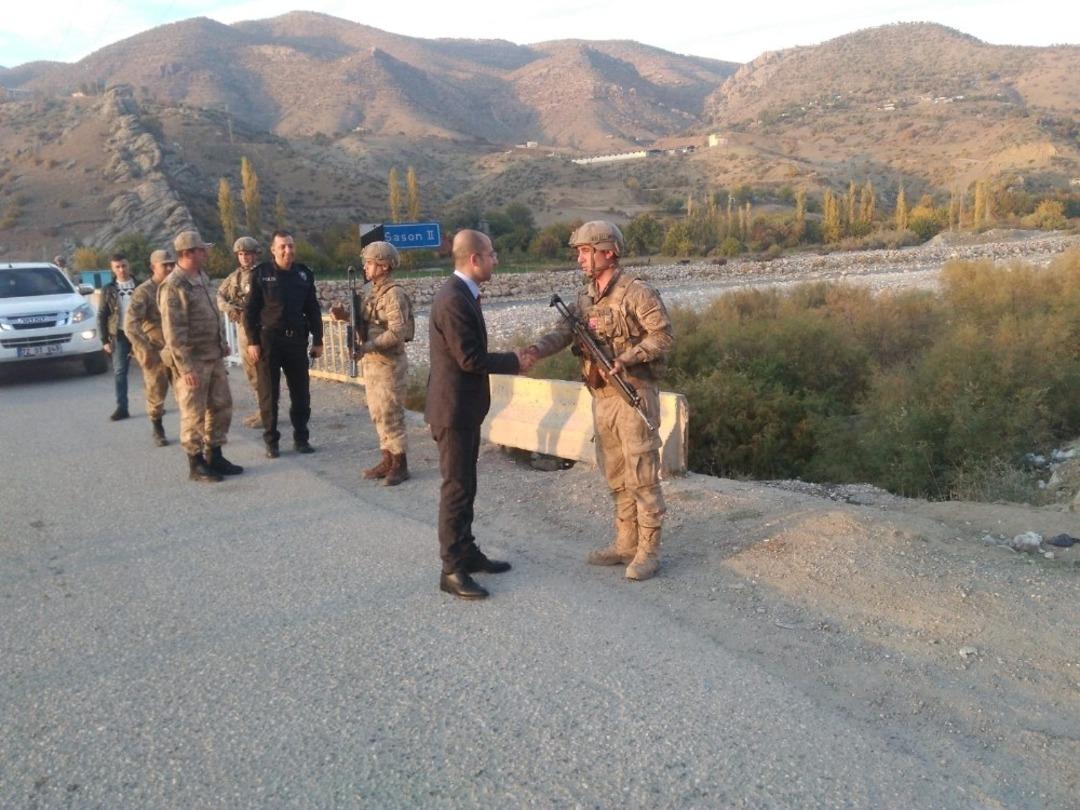 Kaymakam &Ouml;zadalı&rsquo;dan Uzman &Ccedil;avuşlar G&uuml;n&uuml; kutlaması