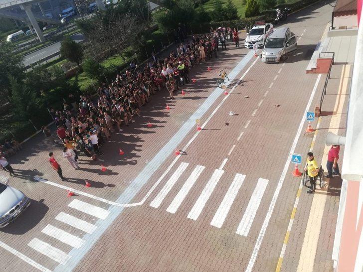 Samsun Jandarmadan “Yaya Trafik Eğitim Parkuru”  uygulaması G3