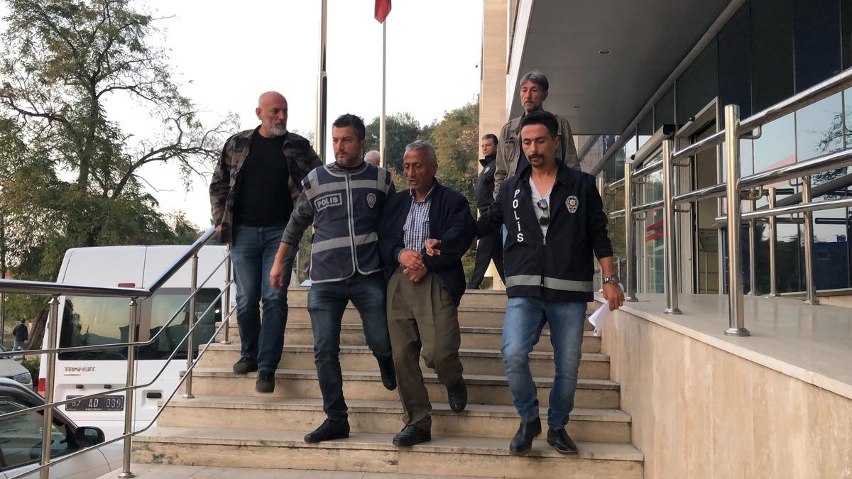 &Ouml;zel ekip kuruldu, sır cinayet &ccedil;&ouml;z&uuml;ld&uuml;! Cenazede ağlayarak başsağlığı dilemiş