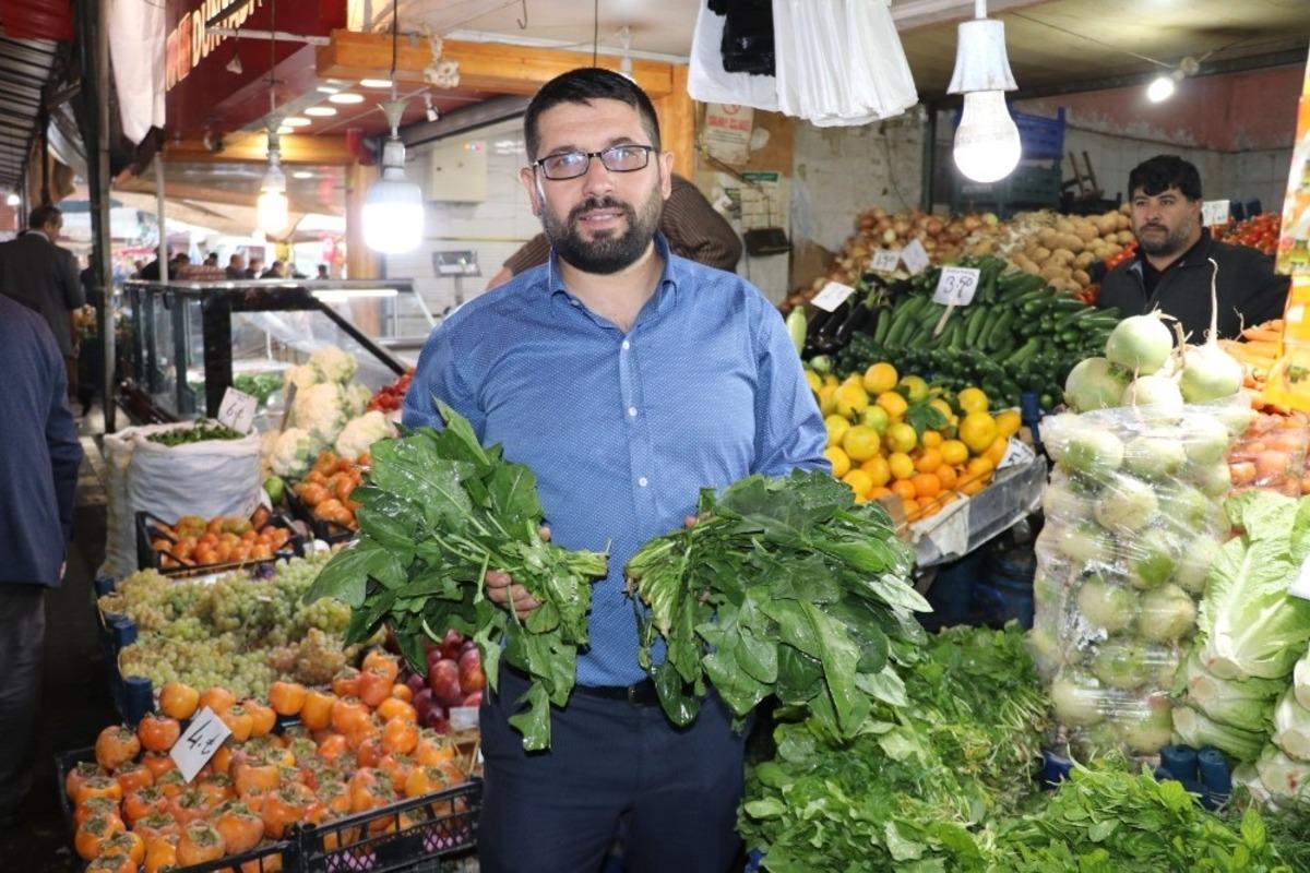 Zehirlenme vakaları ıspanak satışlarını d&uuml;ş&uuml;rd&uuml;