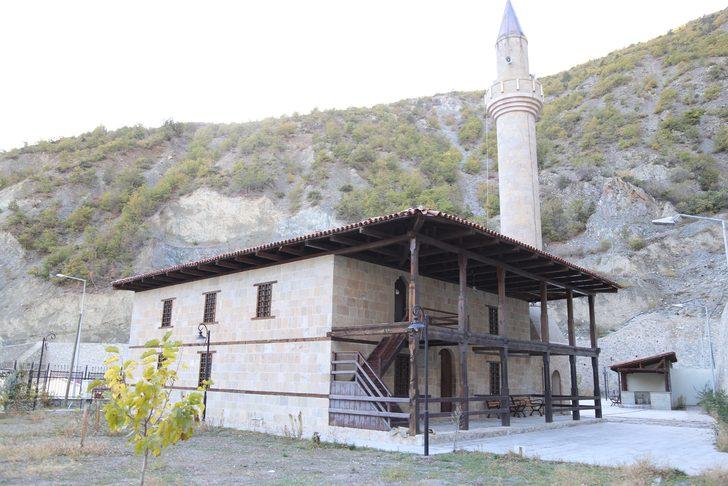 Su altında kalacaktı! Tarihi köy ziyaretçilerini bekliyor G4