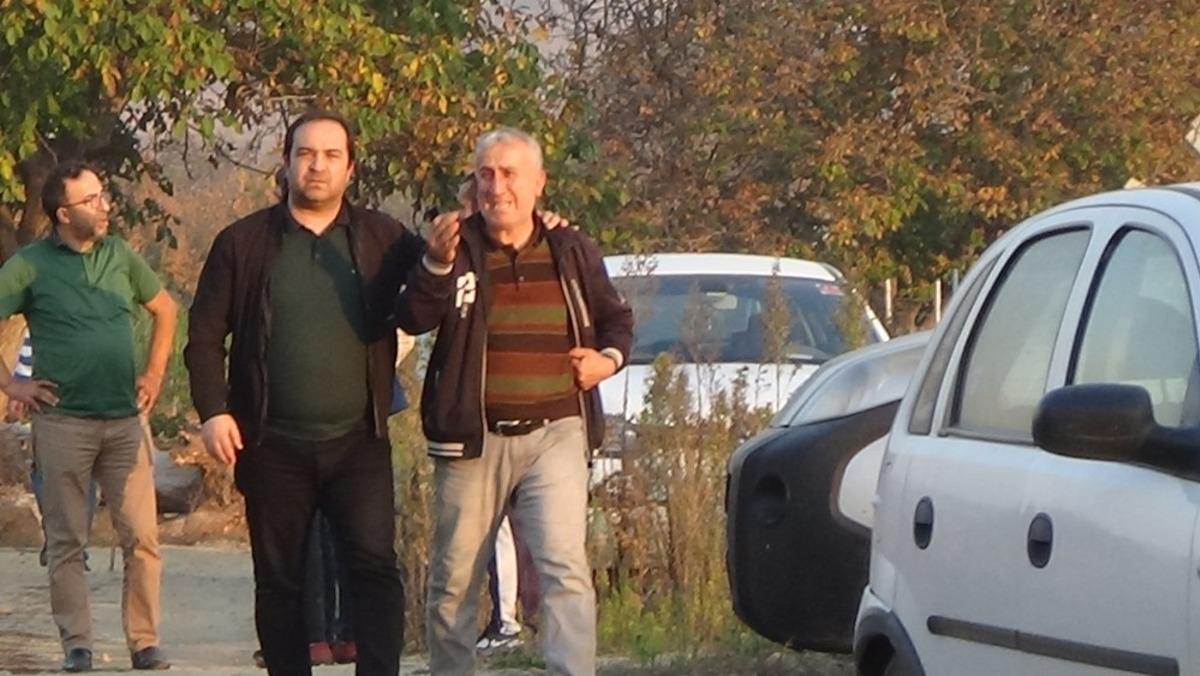 Bir babanın en zor anı... G&ouml;zyaşlarına boğuldu