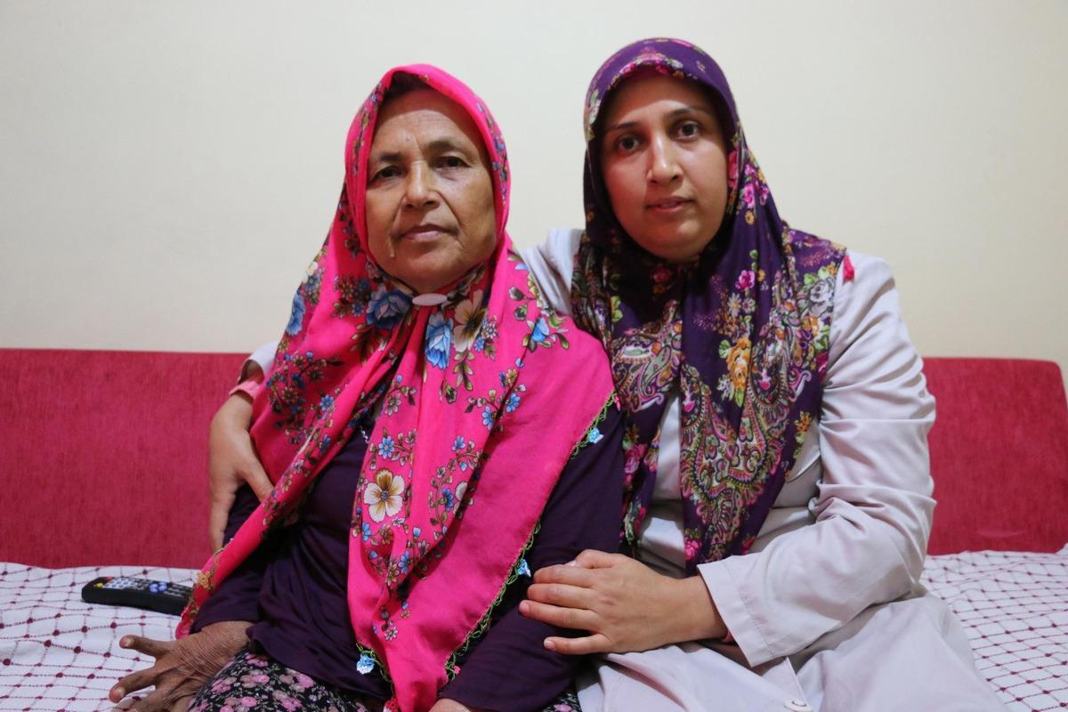 &Ccedil;apa yaparken yılan ısırdı, o andan sonra hayatı karardı