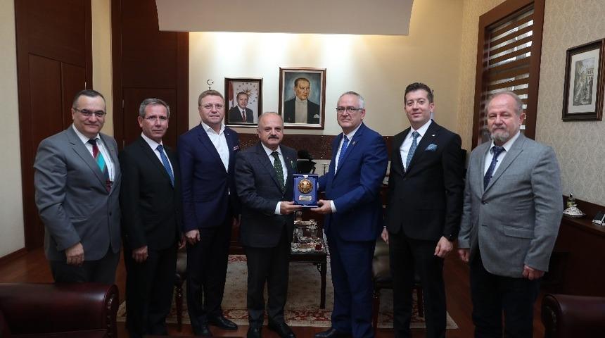 Vali &Ccedil;akacak, ERİAD &uuml;yelerini kabul etti