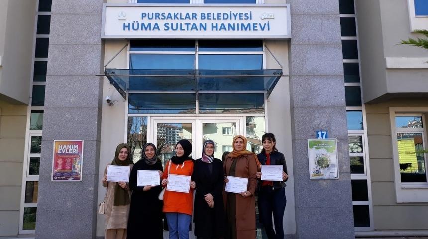 Pursaklar&rsquo;da kursiyerlerin sertifika heyecanı