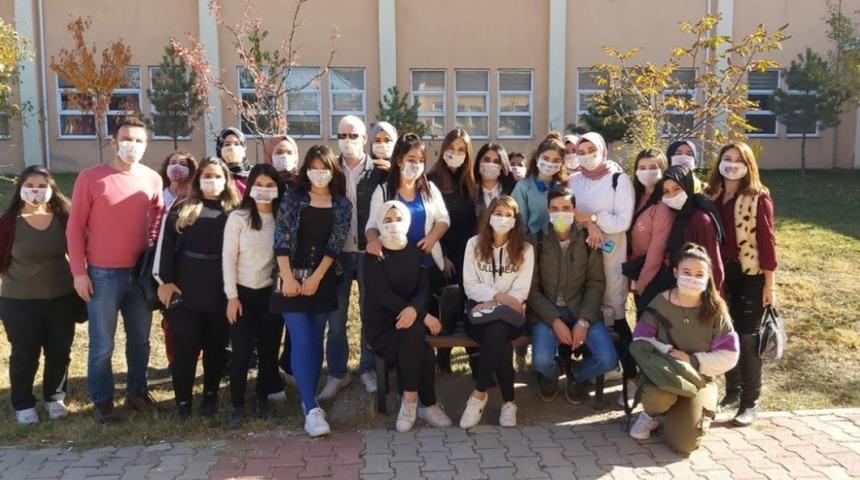 DP&Uuml; Emet Meslek Y&uuml;ksekokulu&rsquo;nda farkındalık etkinliği