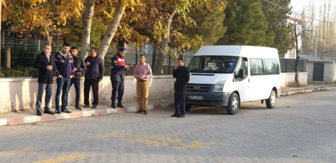 Şuhut jandarma trafik ekiplerinden &rsquo;&Ouml;nce yaya&rsquo; uygulaması