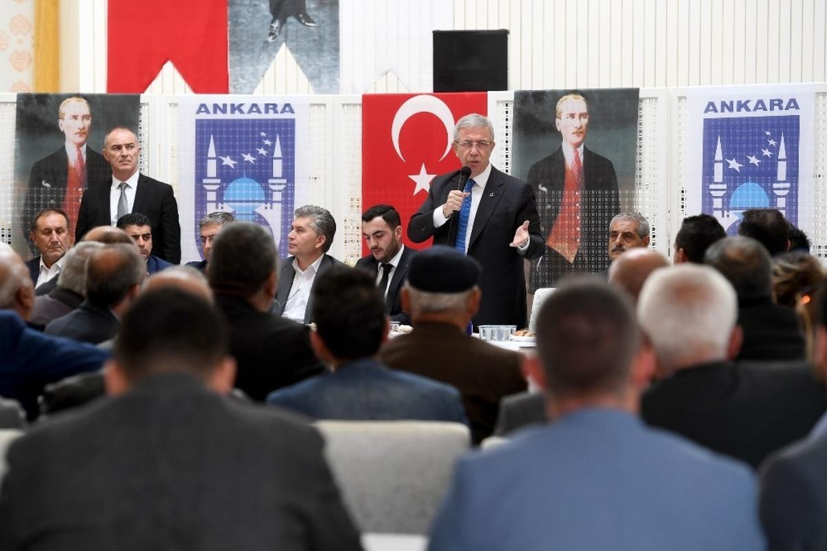 Belediye m&uuml;teahhidinin yaptığı işte kontrol muhtarlarda