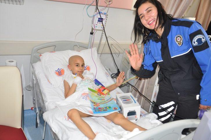 Polislerden lösemili çocuklara moral ziyareti G2