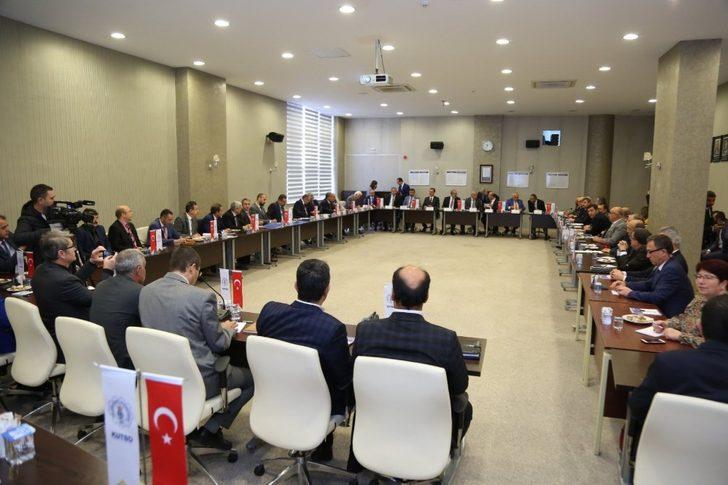 Vali Toraman: Etiketle itibar olmaz G2