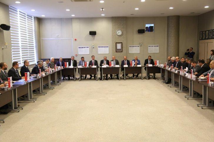 Vali Toraman: Etiketle itibar olmaz G3