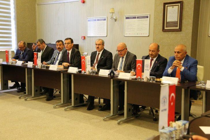 Vali Toraman: Etiketle itibar olmaz G4