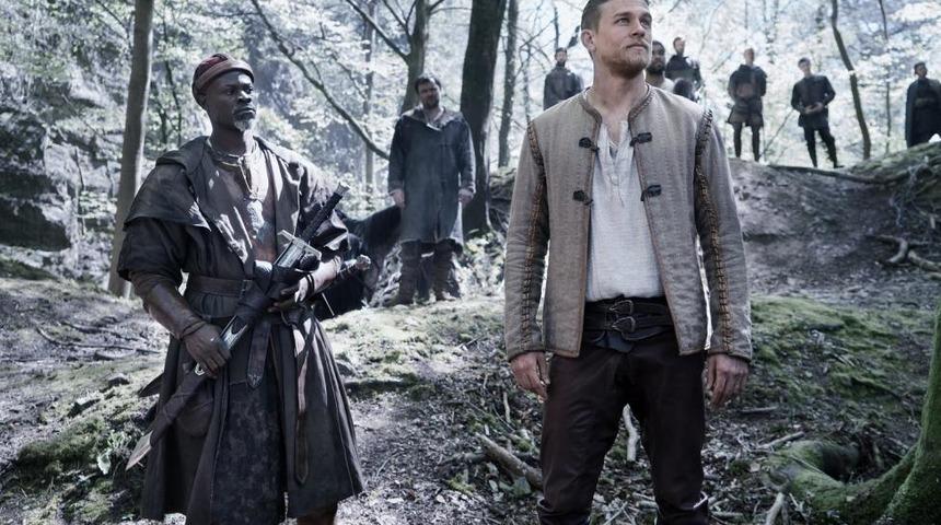 Kral Arthur: Kılıç Efsanesi konusu ve oyuncuları… Kral Arthur’da kimler oynuyor?