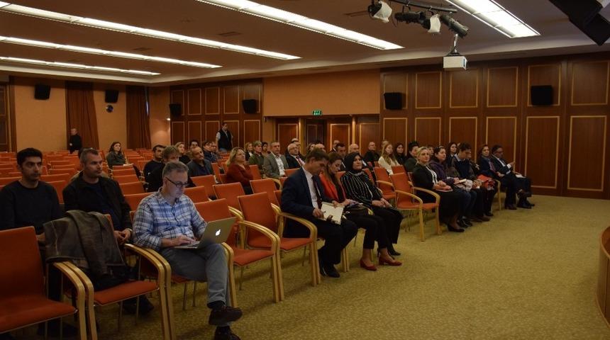 Anadolu &Uuml;niversitesi&rsquo;nde &rsquo;B&uuml;t&uuml;nleşik Bilgi Sistemi Mod&uuml;l Eğitimi&rsquo; etkinliği