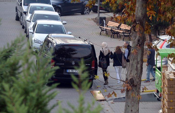 Ölü bulunan İngiliz istihbaratçının eşi Adli Tıp'a yüzünü kapatarak geldi G4