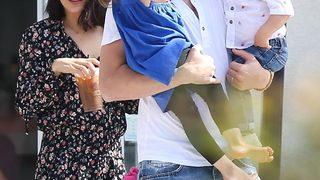 Ashton Kutcher ve Mila Kunis miraslarını çocuklarına bırakmama kararı aldı 