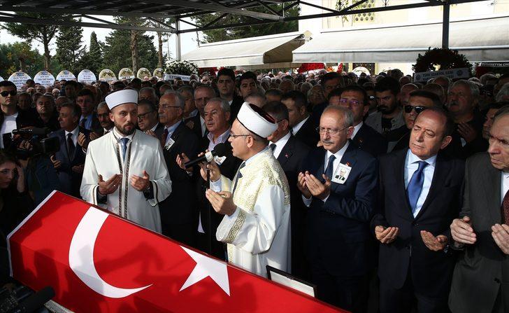 Prof. Dr. Mümtaz Soysal son yolculuğuna uğurlandı G2